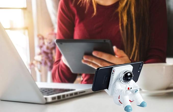 Phone Holder for Desk, Creative Astronaut Cell Phone Stand Tablets Phone Holder Adjustable Phone Supporter for iPhone, Ipad, Samsung Phone