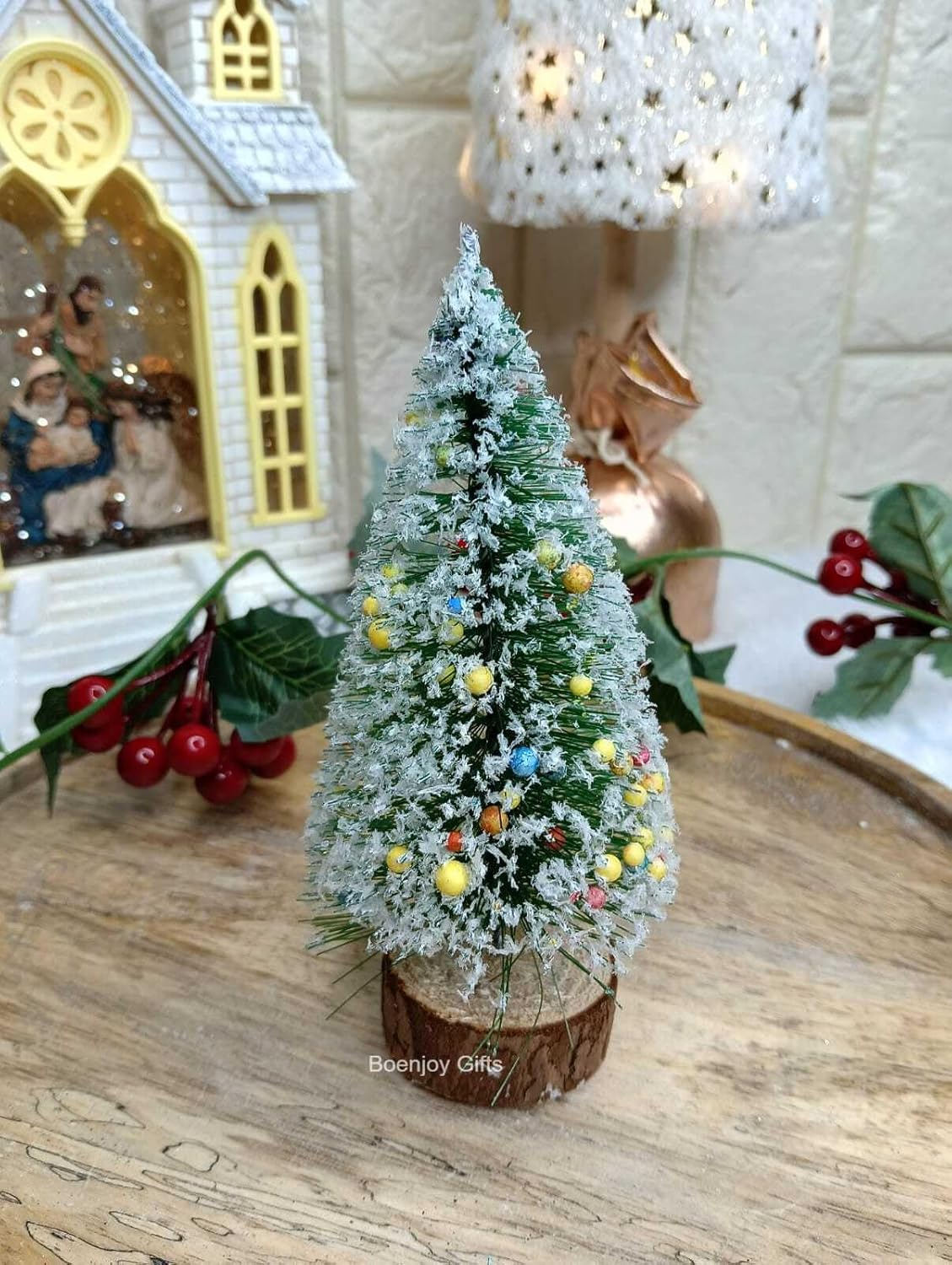 Green Mini Christmas Tree Showpiece for Tabletop Decoration - Artificial Snow, Wooden Base, No Lights or Music (16 cm)