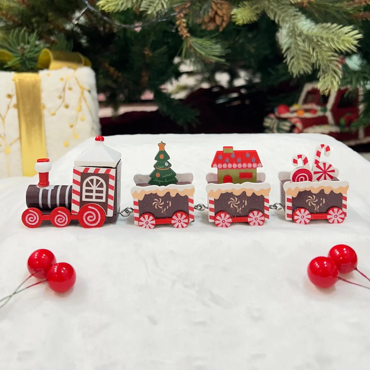 Wooden Christmas Train Decoration, Mini Train | Holiday Table Centerpiece | Christmas Tree Decor | 4-Piece Connectable Train Set | Xmas Home Decoration Gift (Red Floral)