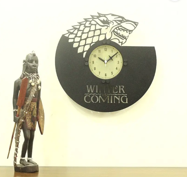 Wolf Sigil Inspired Wooden Wall Clock – 30 cm Fantasy Emblem Design with Backlight and Glass Cover