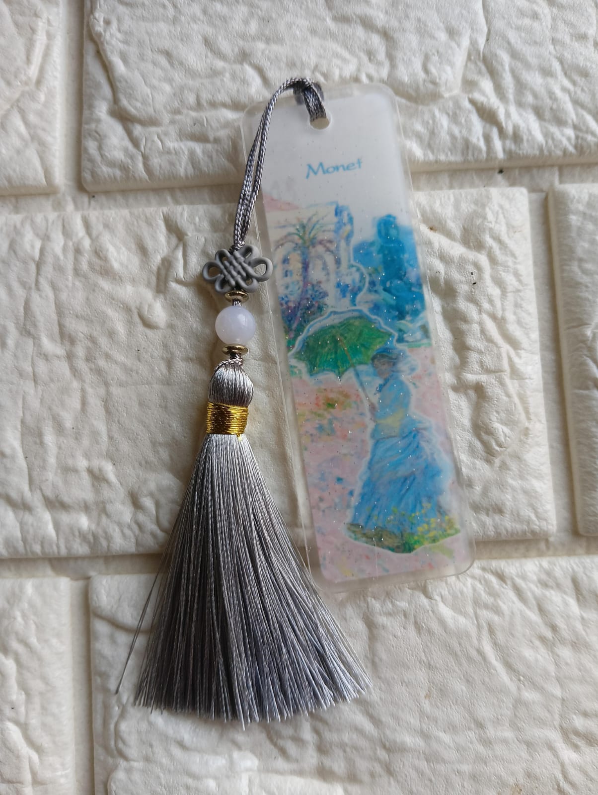 Elegant Tassel Acrylic Bookmark – Stylish & Durable Gift for Book Lovers