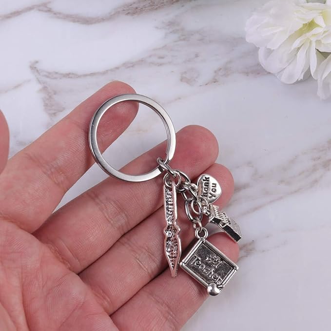 Teacher's Day Gift Keychain | Thanksgiving Teacher Gifts, Size 6-7 CM
