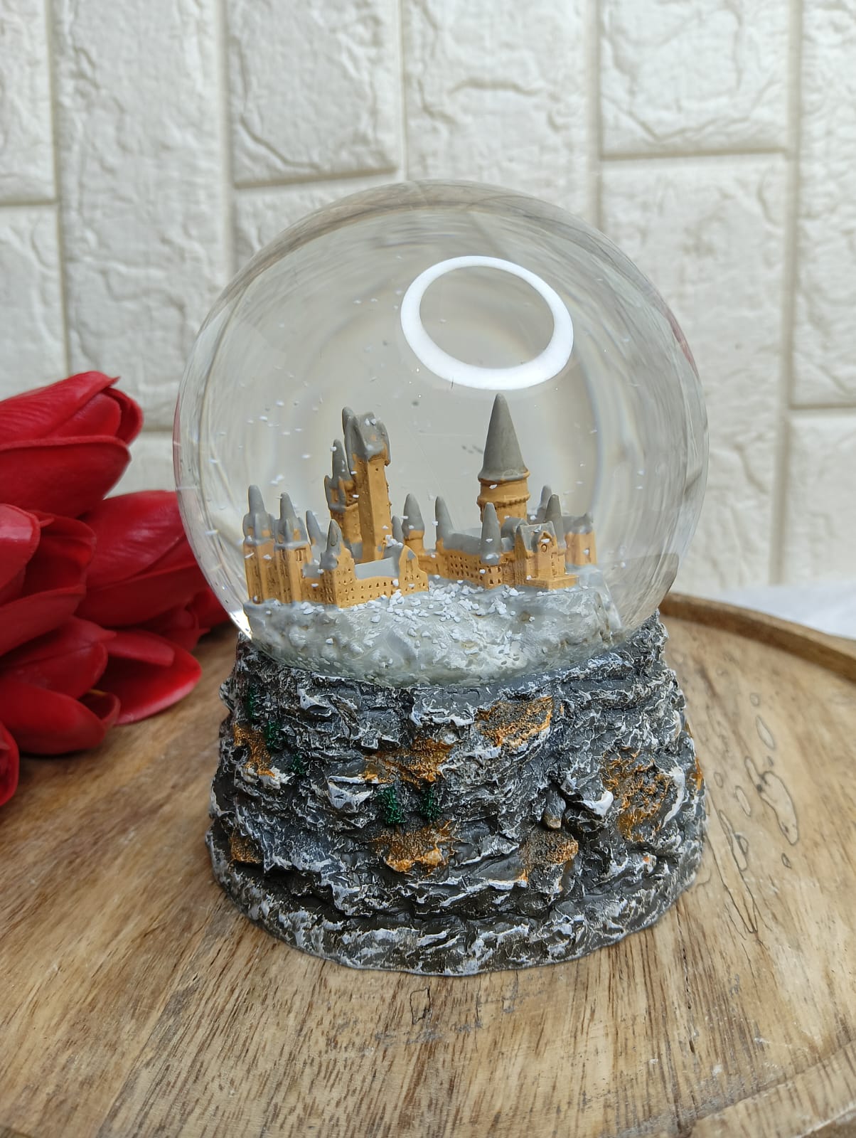 Hogwarts Castle Snow Globe – Harry Potter Collectible | No Light, No Movement, No Sound