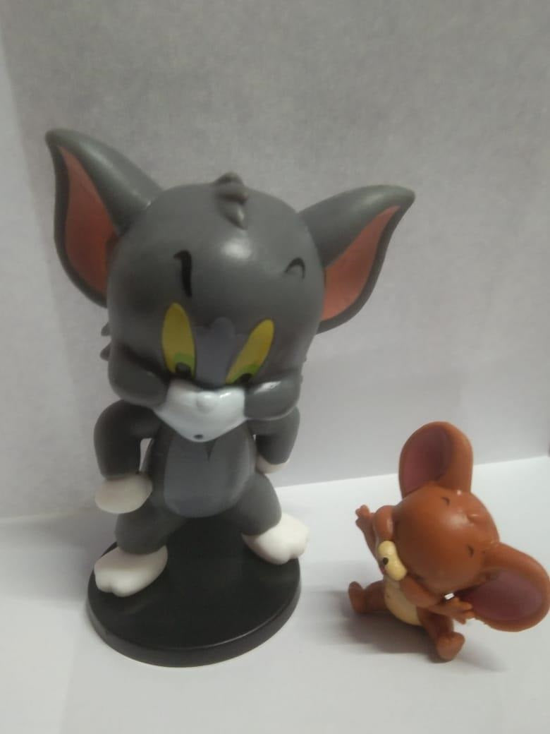 TOM & JERRY C | 8Cm | Limited Edition Collectible Action Figure | Black Base