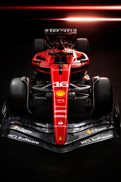 Bburago Ferrari SF23 Formula Racing Car No.16 1:24 Scale with Driver Figure – Diecast Model Toy (Ages 14+)