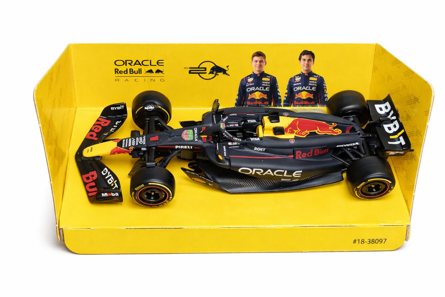 Bburago Red Bull Racing F1 Diecast Model 1 Car 1:43 Scale – Oracle RB Formula 1 Toy Car with Display Box, 14cm Collectible Racing Car for Kids & Adults