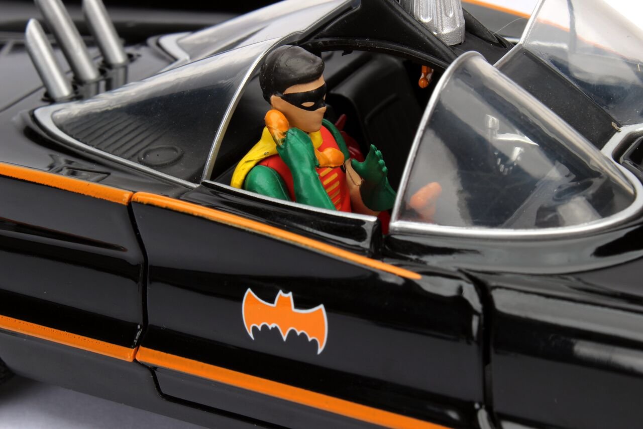 Jada Toys 98259 1966 Classic TV Series Batmobile With Batman And Robin Figures 1/24 Scale Diecast Model, Multicolor ( COD NOT AVAILABLE)