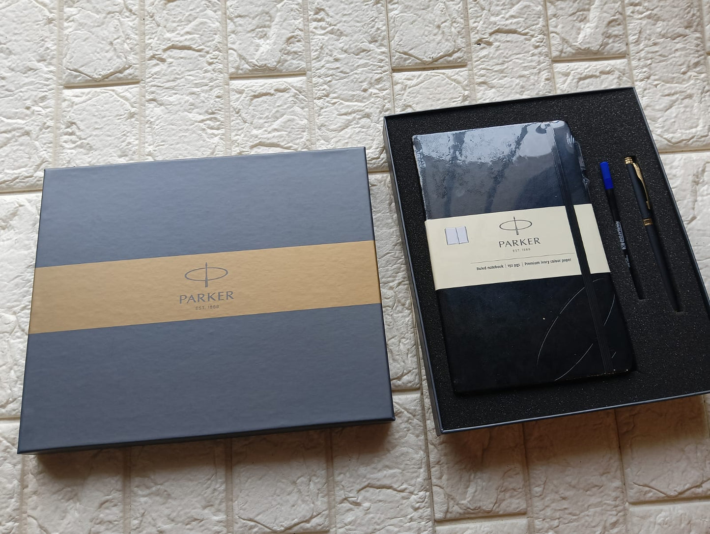 Parker Pen Set with Diary – Premium Ball & Roller Pen Combo in Elegant Gift Box