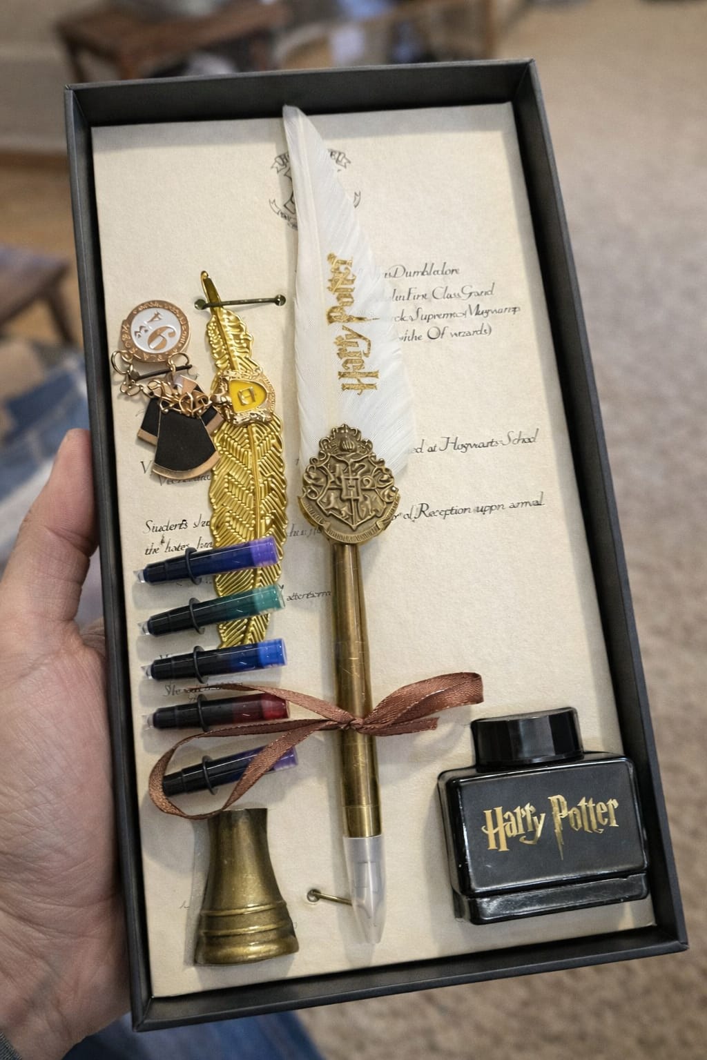 Harry Potter Feather Quill Pen Set with Ink Bottles, Vintage Calligraphy Dip Pen, Wizard Writing Gift Box for Fans