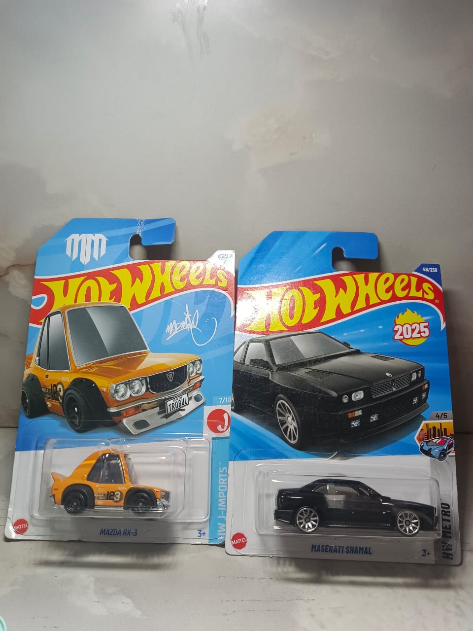 Hot Wheels 1:64 Scale Diecast Car – Collectible Toy Car for Kids & Adults (Set of 2)