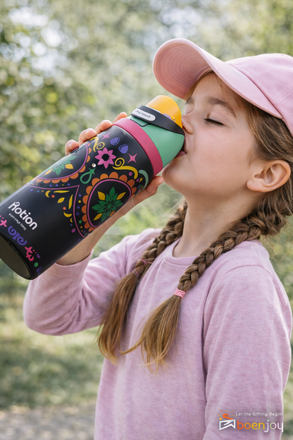 Leakproof Insulated Water Bottle with Straw Lid | BPA Free Sports Travel Bottle | Portable Gym & Outdoor Bottle 945ML