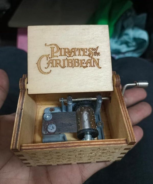 Pirates of The Caribbean -Logo Wooden Vintage Hand Crank Music Box - Engraved Music Box Kids Toy Desk Decoration