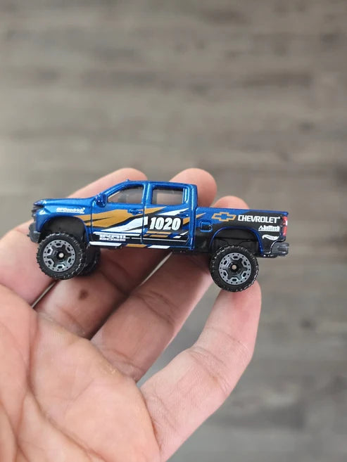 Hot Wheels Die-Cast Off-Road Car Collection – Chevy Silverado Trail Boss LT & Big-Air Bel-Air | COD NOT AVAILABLE