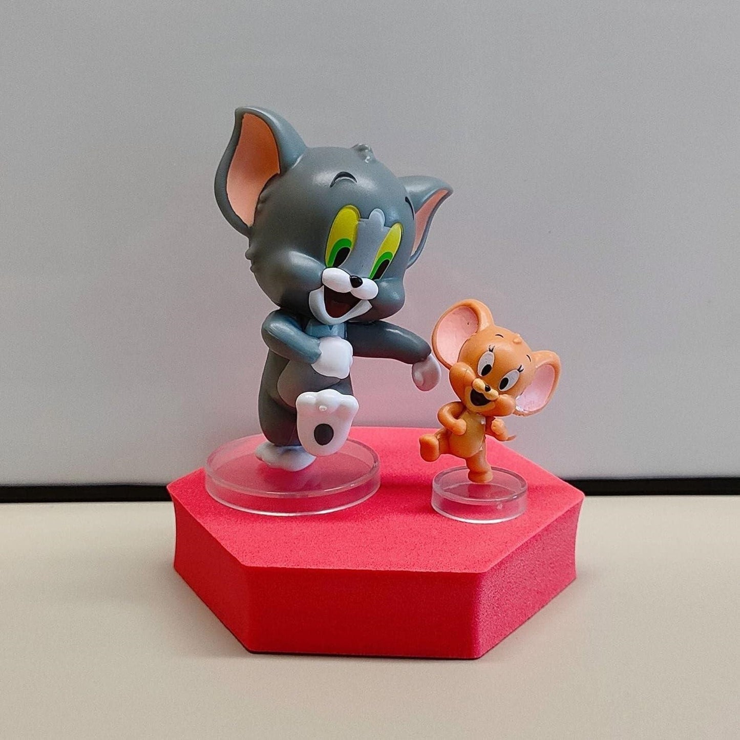 Tom & Jerry- (E) Set Of 2 Figures - Action Figure | Limited Edition Collectible Action Figure