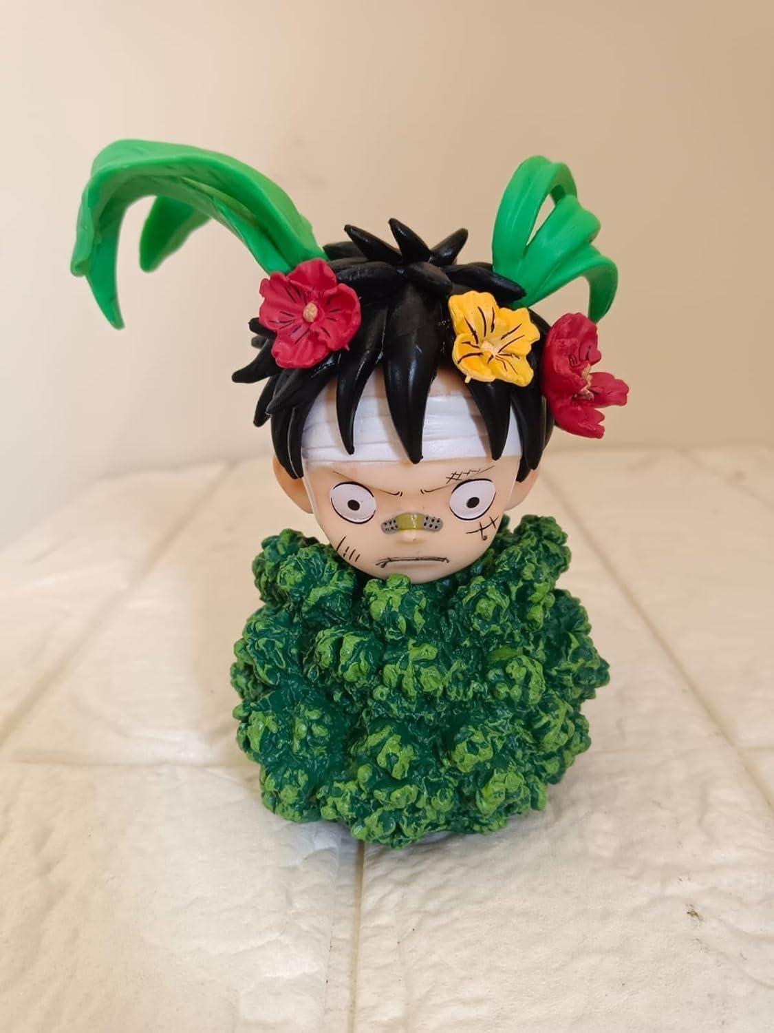 Monkey D. Luffy Hiding In The Bushes Figure 10Cm| Limited Edition Collectible Action Figure